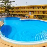Suntower - Seaviews & Pool - Next To * 阿罗纳