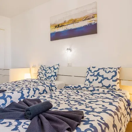 Suntower - Seaviews & Pool - Next To * Arona (Tenerife)