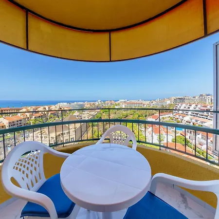 Suntower - Seaviews & Pool - Next To 아로나