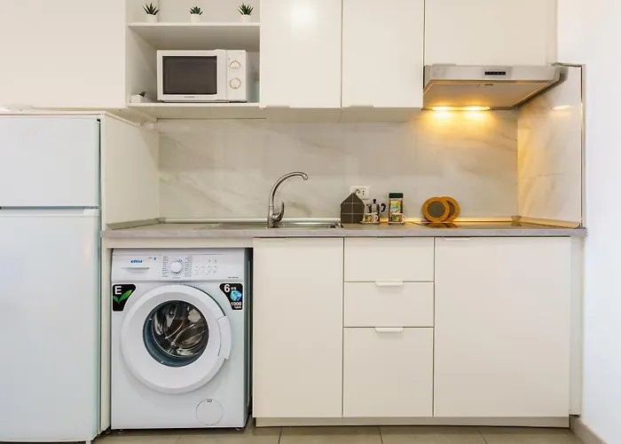 Suntower - Seaviews & Pool - Next To Daire *