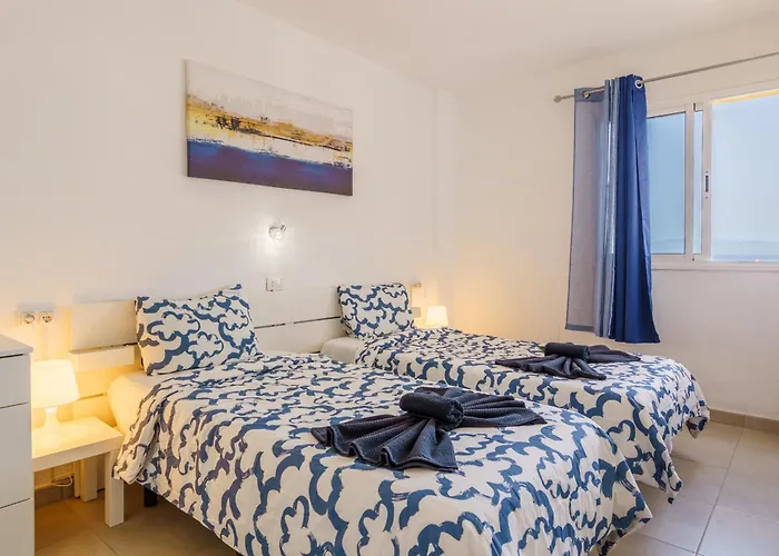 Daire Suntower - Seaviews & Pool - Next To *