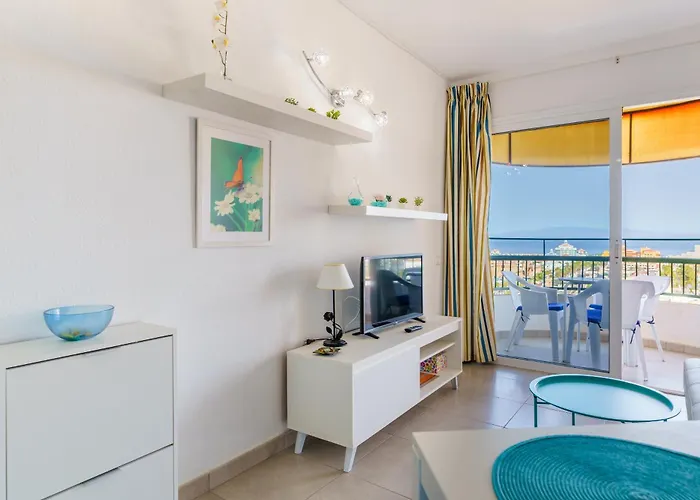 Suntower - Seaviews & Pool - Next To