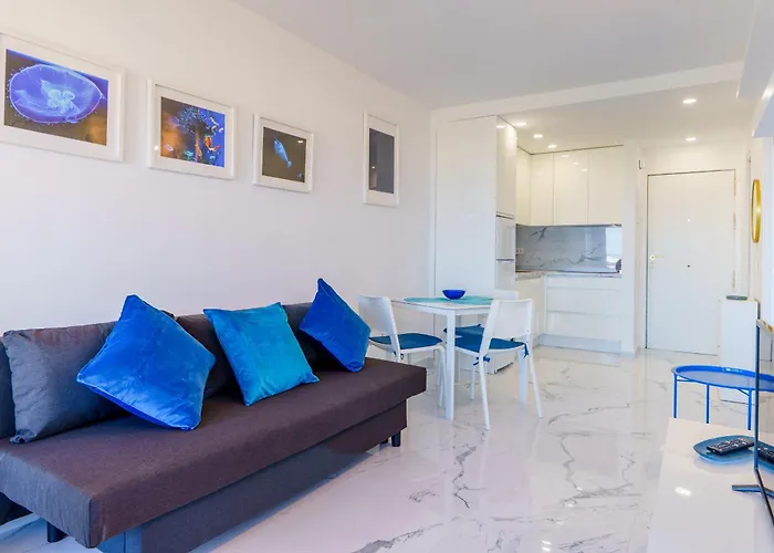 Suntower - Seaviews & Pool - Next To *