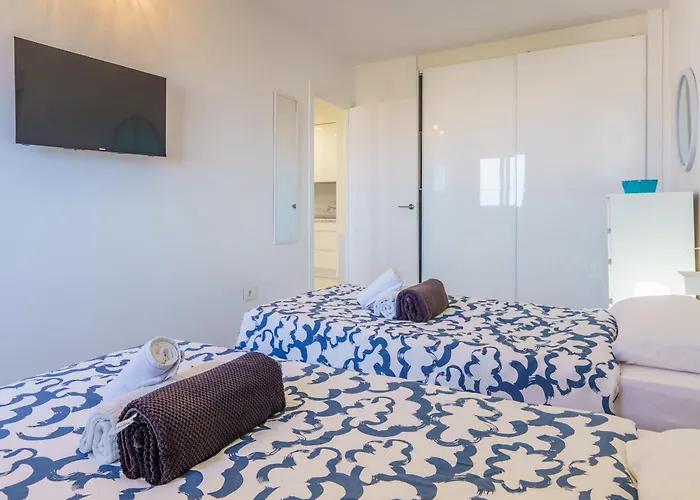 Suntower - Seaviews & Pool - Next To